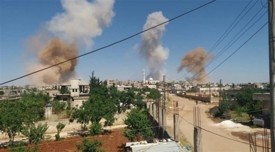 تصاعد دخان القصف في الشمال السوري - أرشيف