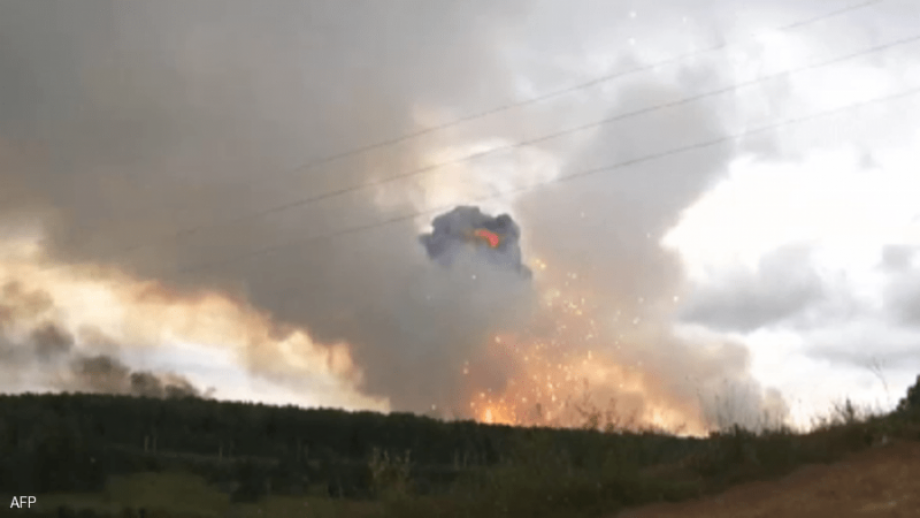 حريق داخل قاعدة عسكرية في روسيا