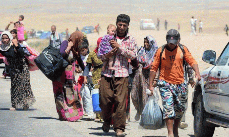 نازحون سوريون في عند الحدود السورية -الأردنية
