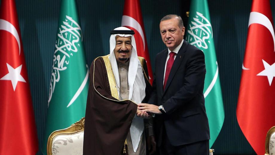 الملك سلمان بن عبد العزيز مع الرئيس التركي رجب طيب أردوغان