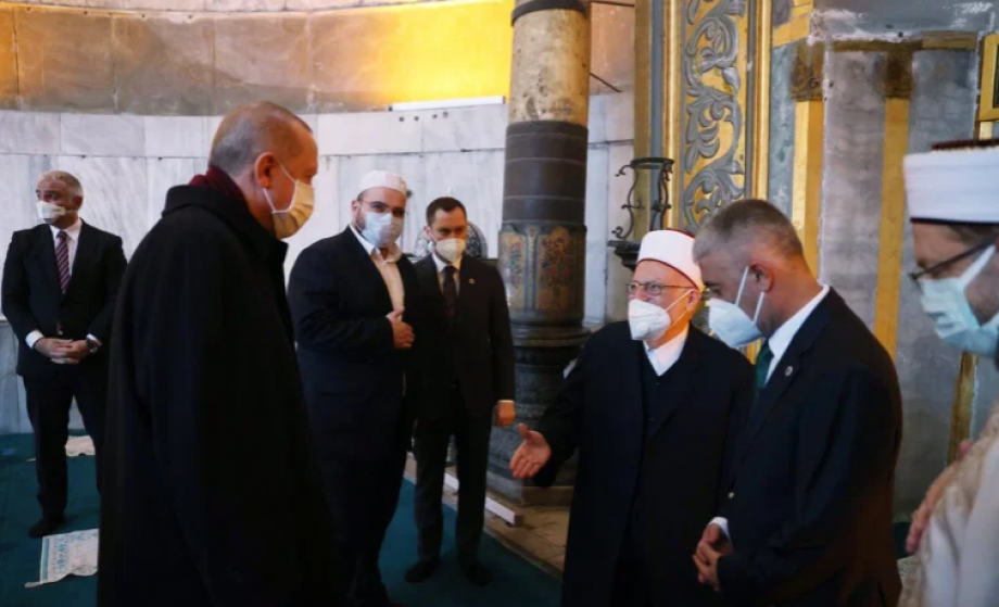 الشيخ عكرمة صبري مع الرئيس التركي أردوغان