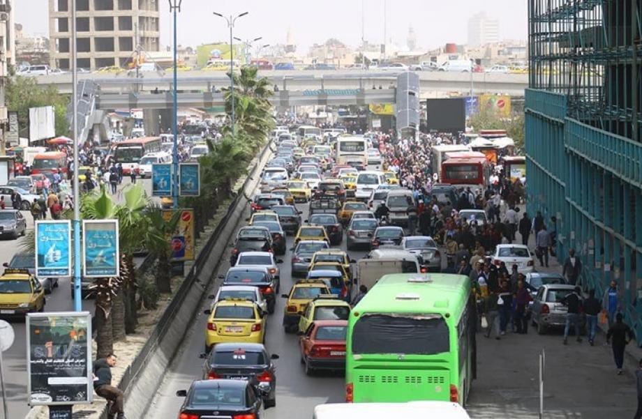 طوابير السيارات في دمشق