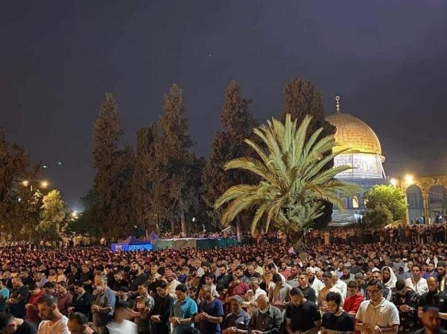 صلاة ليلة السابع والعشرين من رمضان في القدس