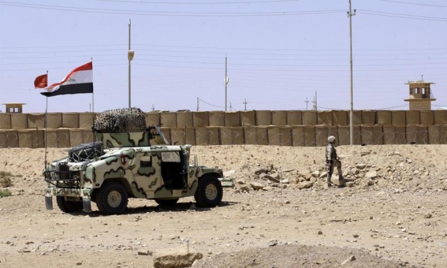 العراق ينتهي من حفر خندق على حدوده مع سوريا