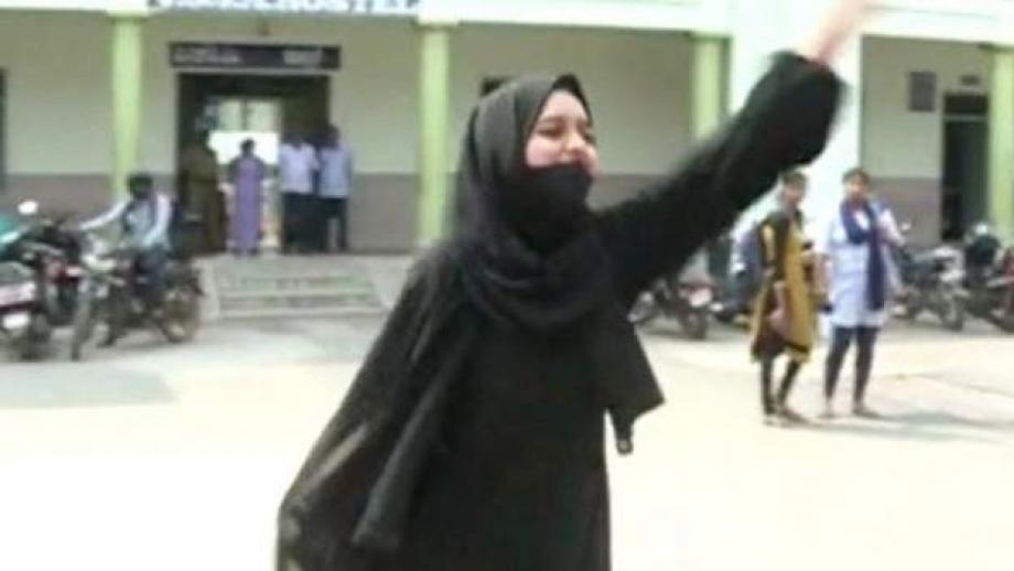امرأة مسلمة في جامعات الهند