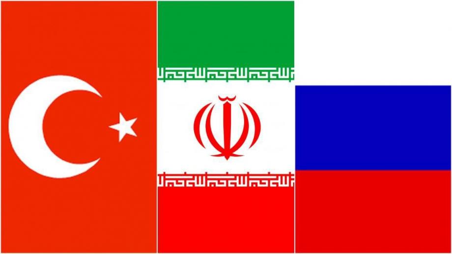 أعلام روسيا وإيران وتركيا
