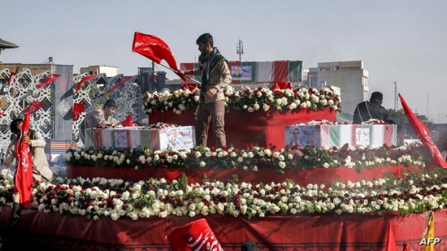 جنازات الضباط في إيران