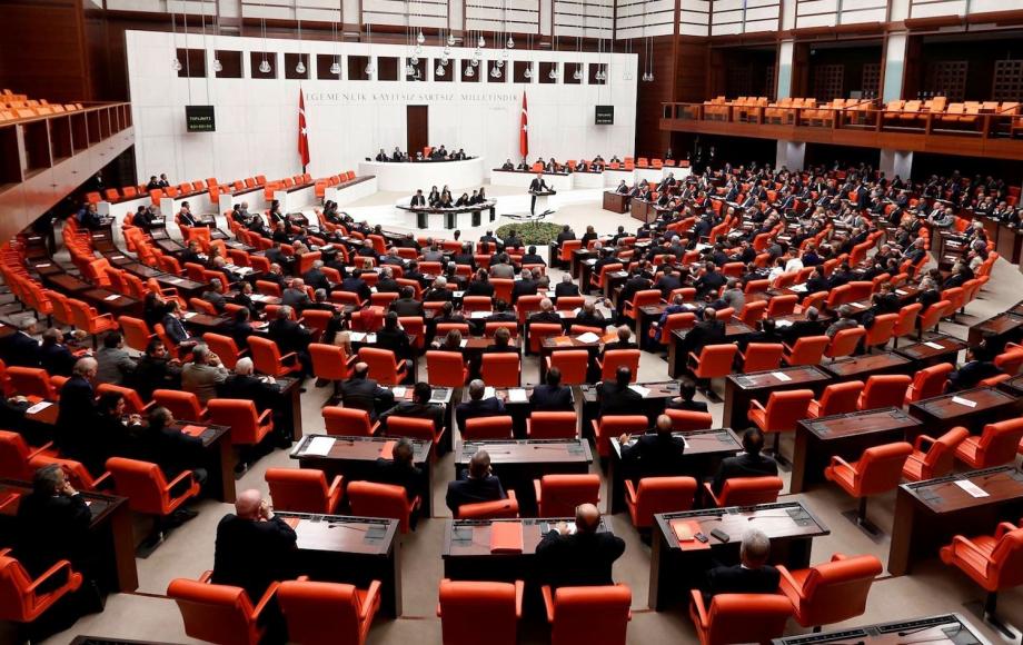 لماذا لم تفز المعارضة التركية بأغلبية البرلمان؟