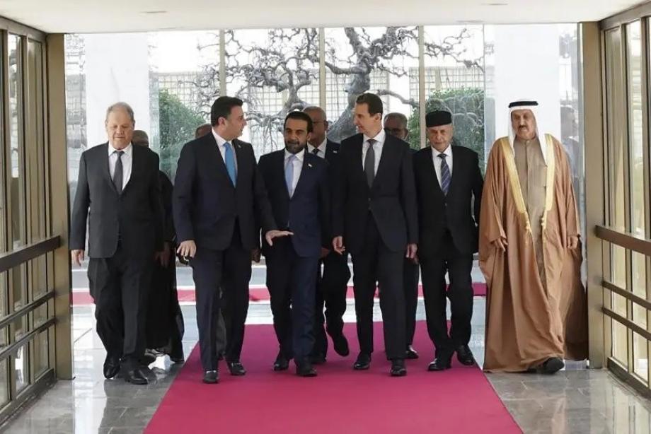 وفد من البرلمانيين العرب يزورون الأسد في دمشق