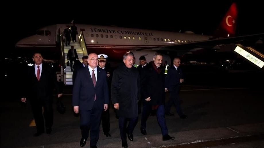 لحظة وصول الوفد التركي إلى موسكو