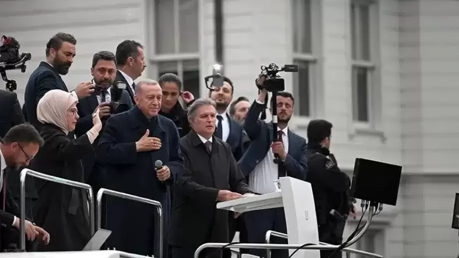 الرئيس التركي رجب طيب أردوغان، يلقي كلمته الأولى بعد فوزه بالانتخابات الرئاسية التركية.