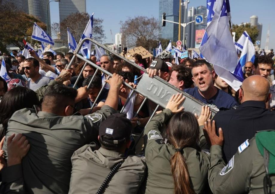 شهدت "إسرائيل" موجة عارمة من التظاهرات والفوضى والاشتباكات